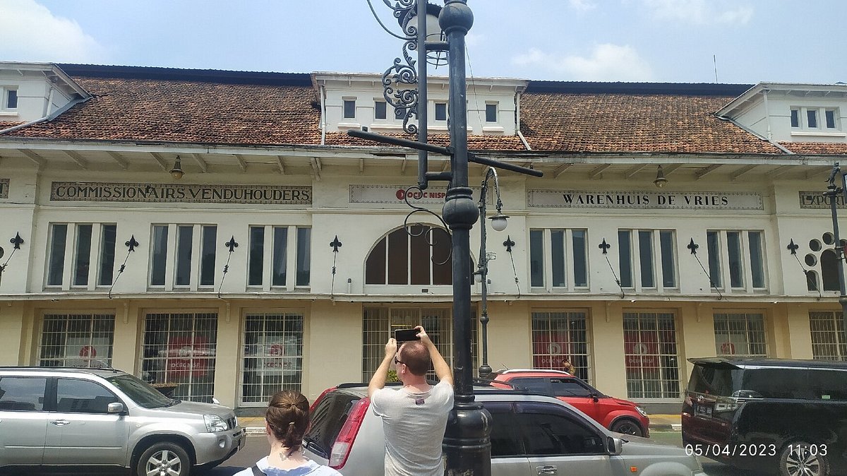 Cicipi Sejarah: Menjelajahi Warisan dan Arsitektur Kolonial Bandung