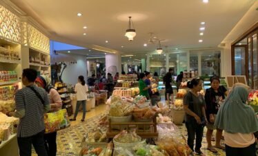 Saksikan Keajaiban Alam Kawah Putih Bandung dengan Paket Kami!