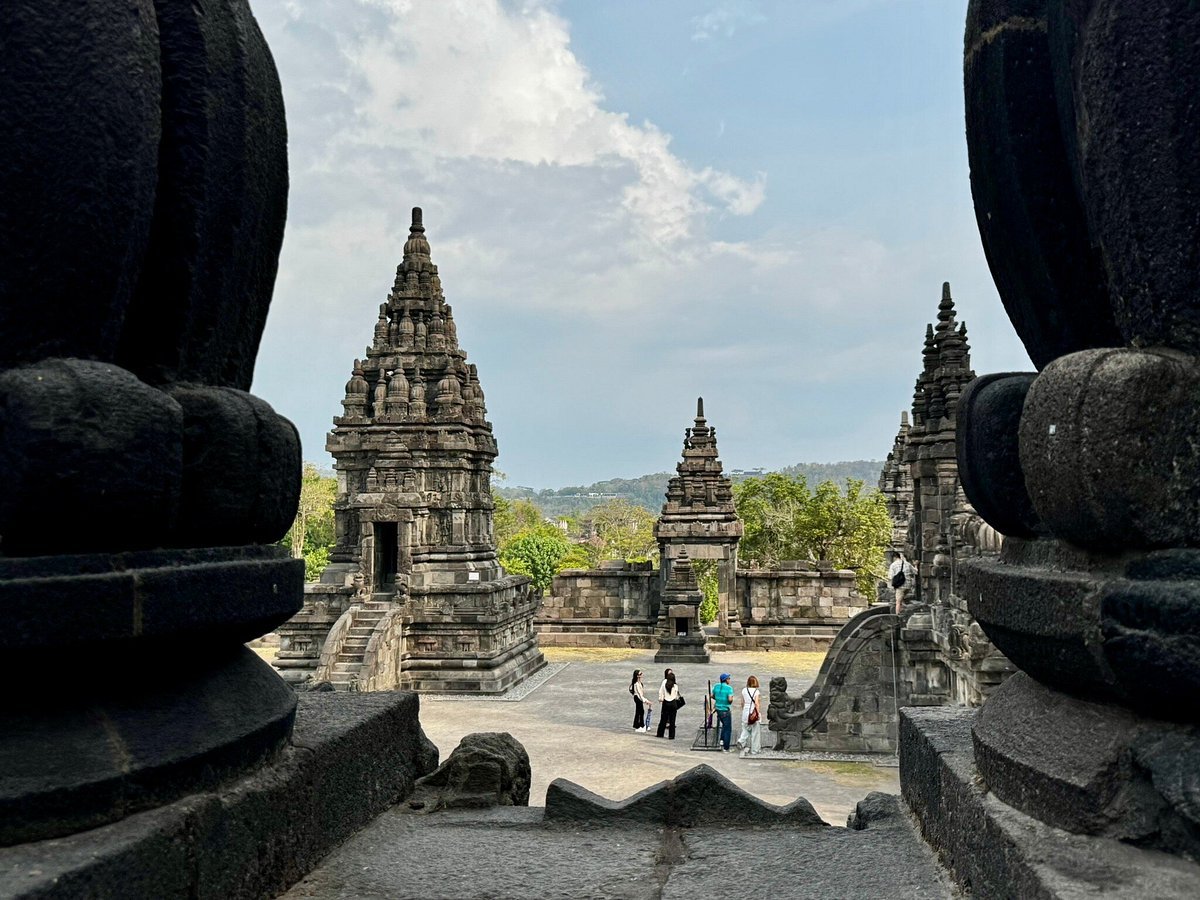 prambanan tour of yogyakarta prambanan tour of yogyakarta