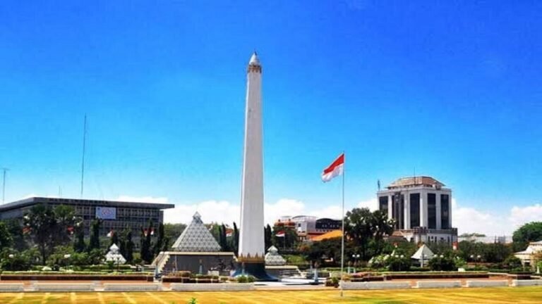Petualangan Jawa Timur: Perjalanan Melintasi Surabaya, Malang, dan Bromo