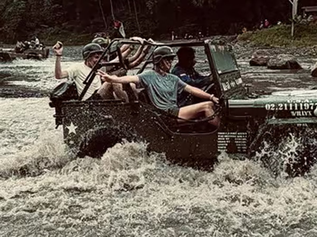 Petualangan Jeep Merapi tou of Yogyakarta